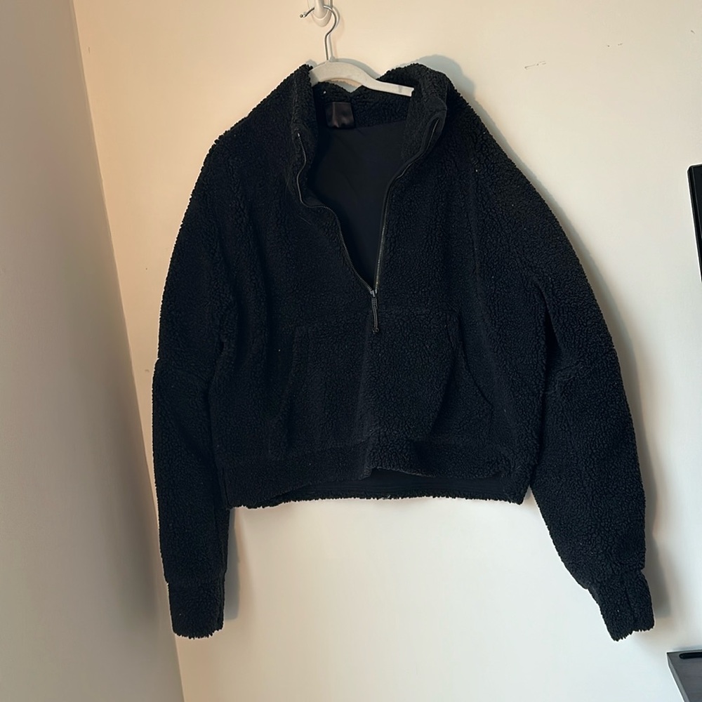 Lululemon Sherpa scuba